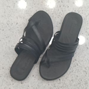 BOC Alisha Black Toe Ring Sandal 6M